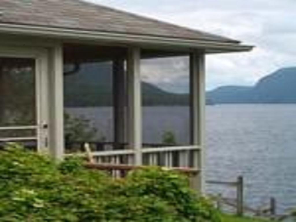 Willoughvale Inn Westmore Newport Buitenkant foto